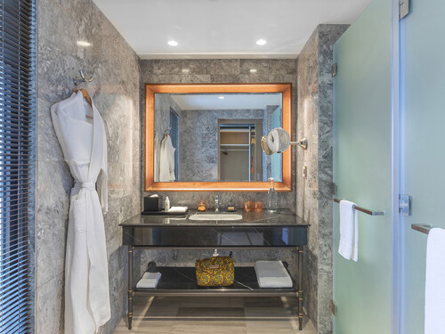 Gran Meliá Arusha — Bathroom