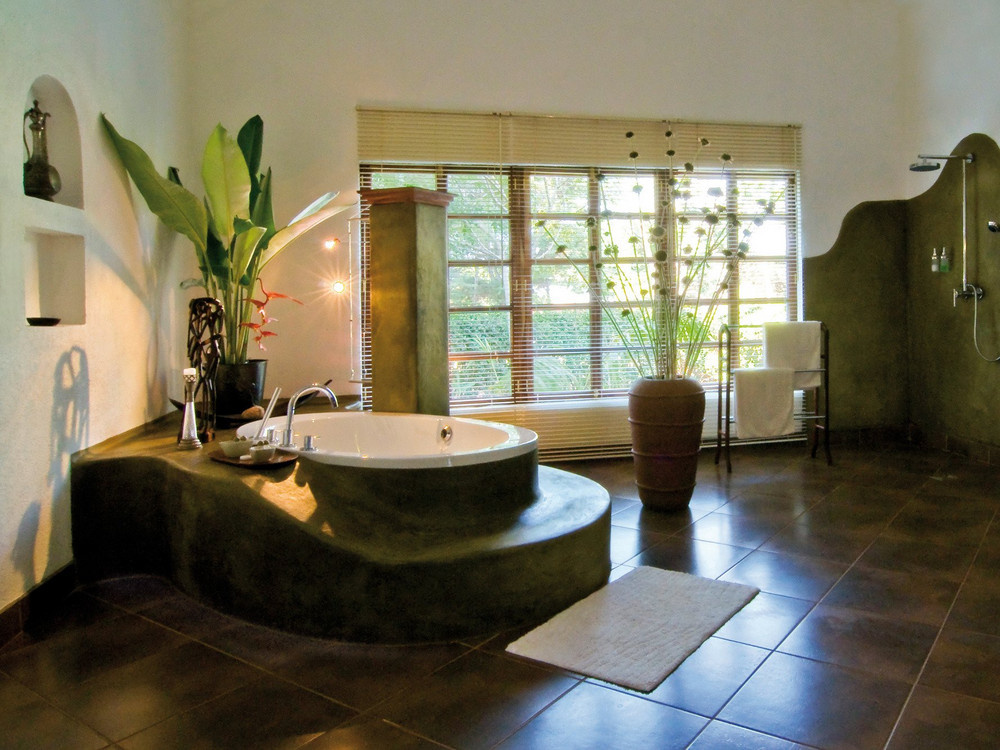The Plantation Lodge, Karatu — Bathroom